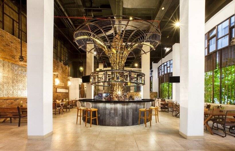 Sun Island Hotel & Spa Legian