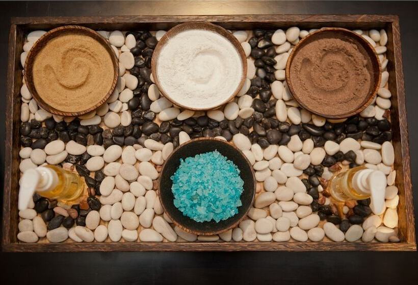 Sun Island Hotel & Spa Legian