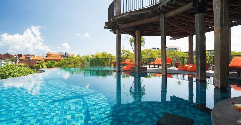 Sun Island Hotel & Spa Legian