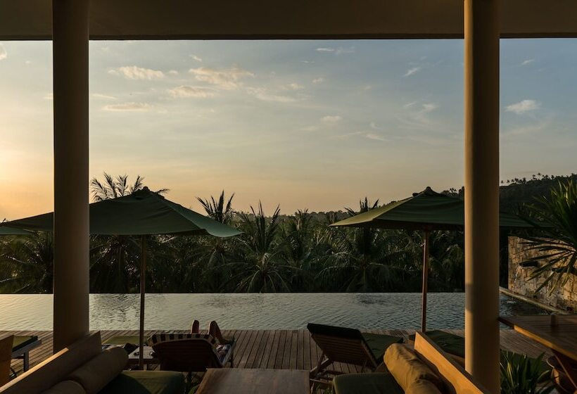 فندق Svarga Resort Lombok