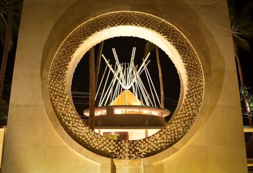 فندق Svarga Resort Lombok