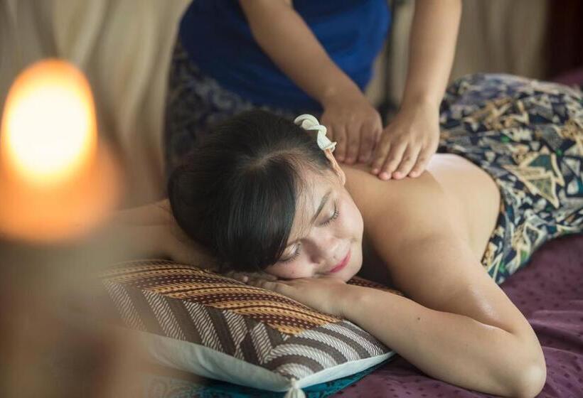 Отель Swissbelinn Kemayoran