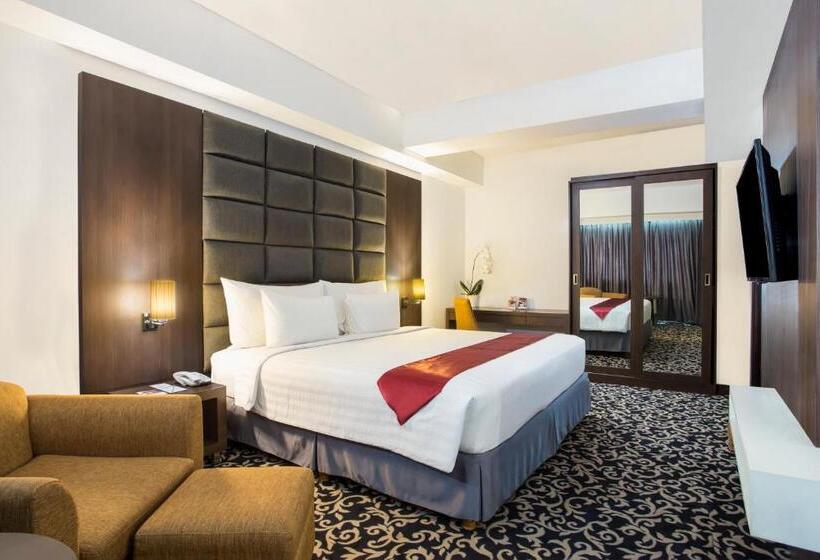 Отель Swissbelinn Kemayoran
