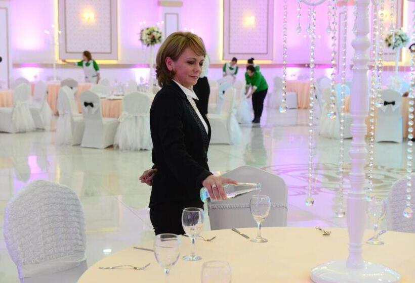 호텔 Te Stela Resort & Spa