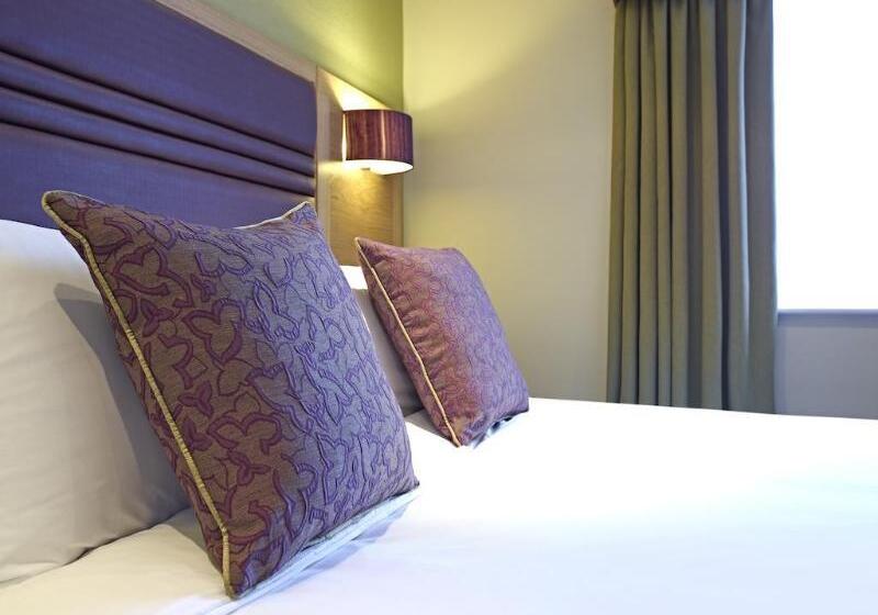 호텔 The Briar Court