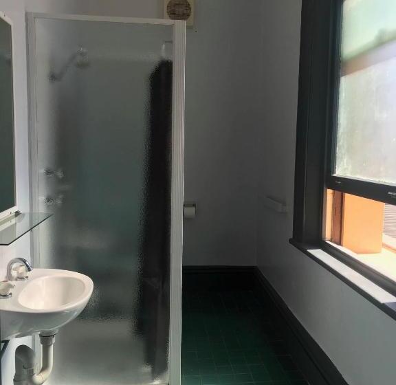 Отель The Federal Boutique