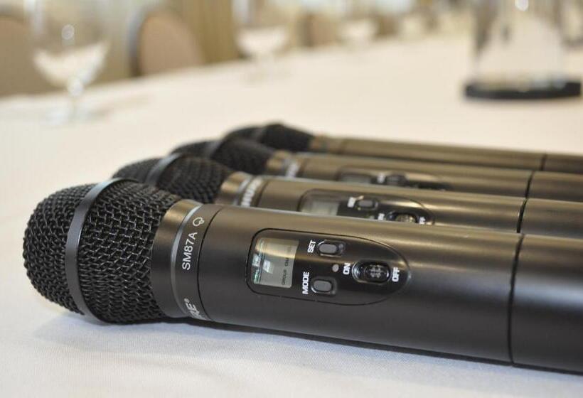 酒店 The Inn At Harbor Shores