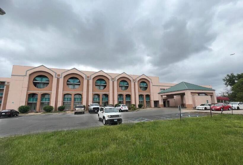 The Lodge Hotel And Banquets