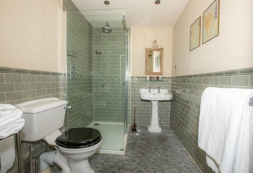 酒店 The Running Horses