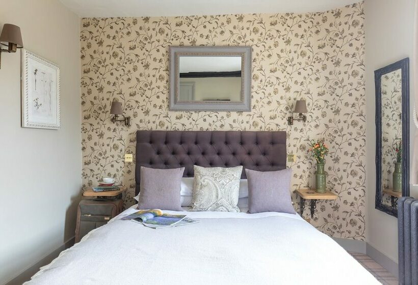 酒店 The Running Horses