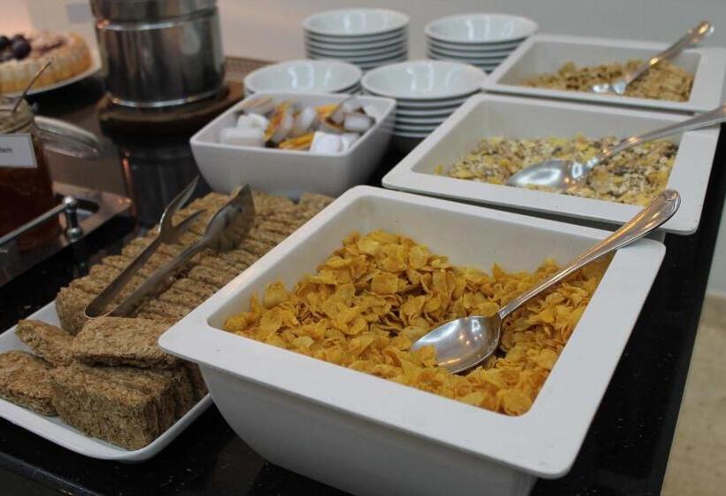 בית מלון כפרי The Solitaire