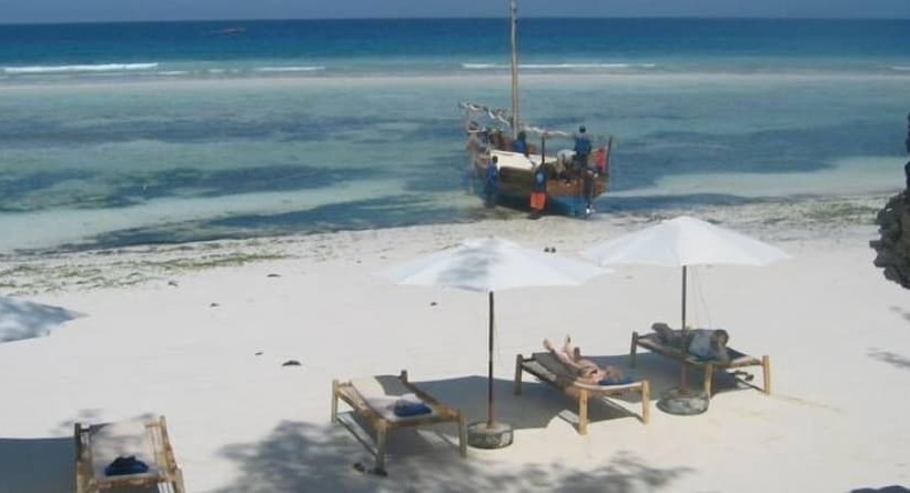 Отель Unguja Lodge