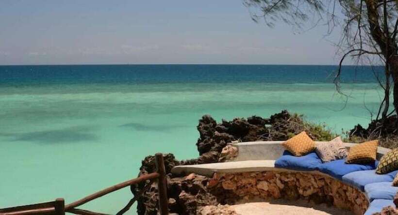 Отель Unguja Lodge