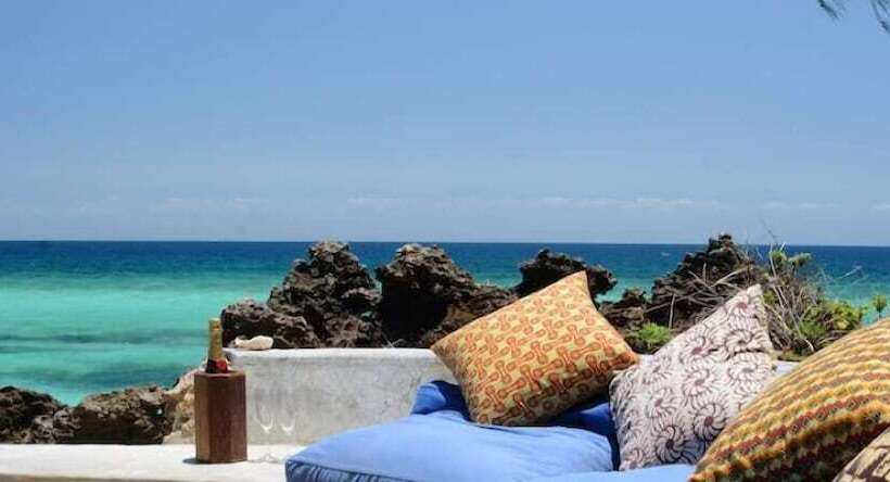 Отель Unguja Lodge