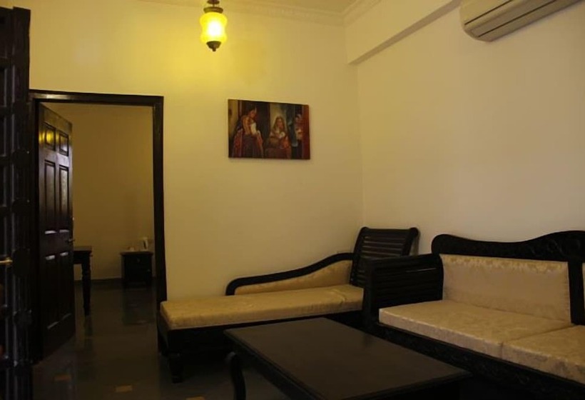 Szálloda United 21 Lake City Resort