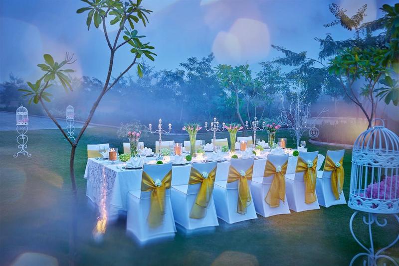 Отель Vivanta New Delhi, Dwarka