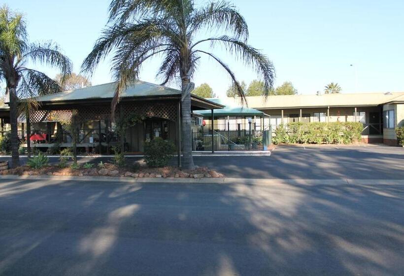 Lake Forbes Motel