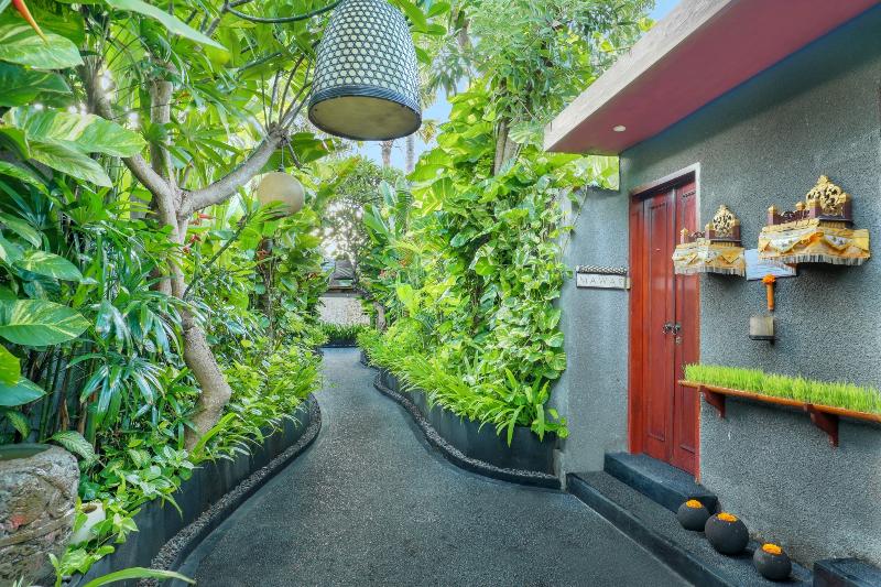 Legian Kriyamaha Villa