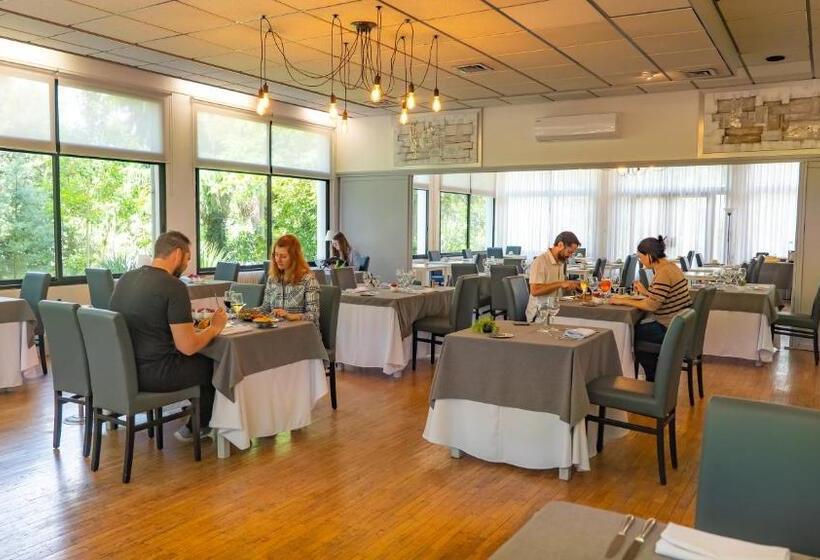 Logis Hotels   Au Colombier Du Touron