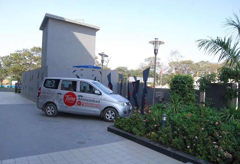 Mango Hotels Tune, Ahmedabad