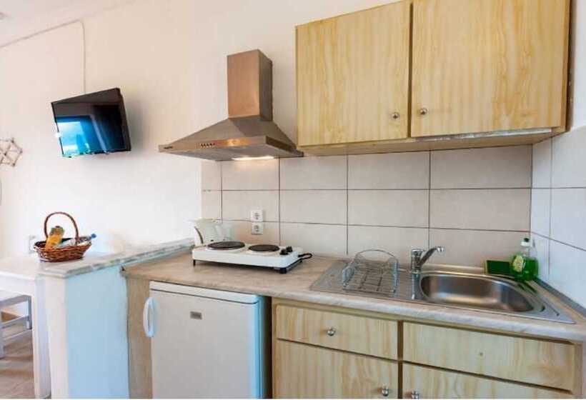 Marilena Apartments & Studios