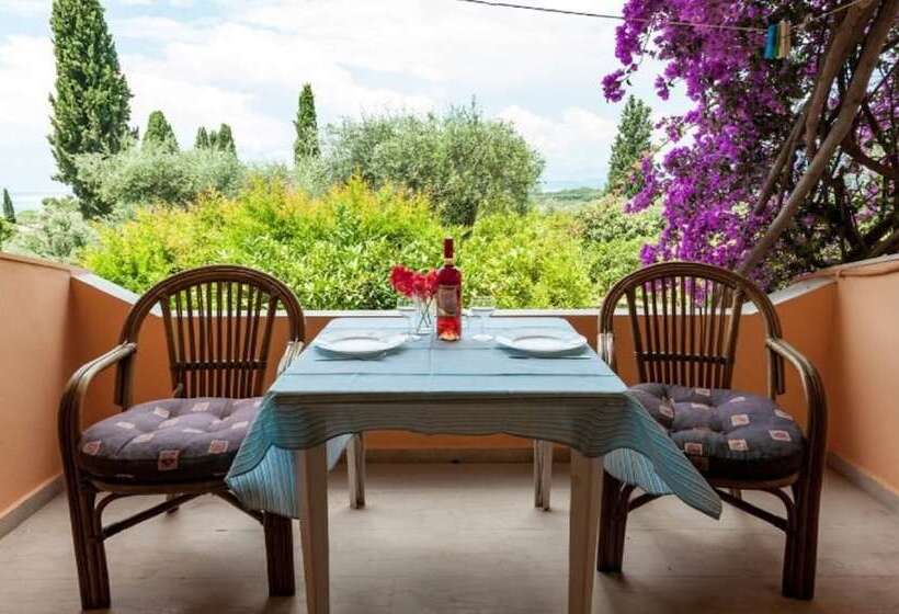 Marilena Apartments & Studios