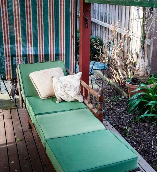 Mornington Bed And Breakfast