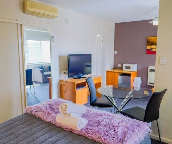 汽车旅馆 Abbotsleigh Motor Inn