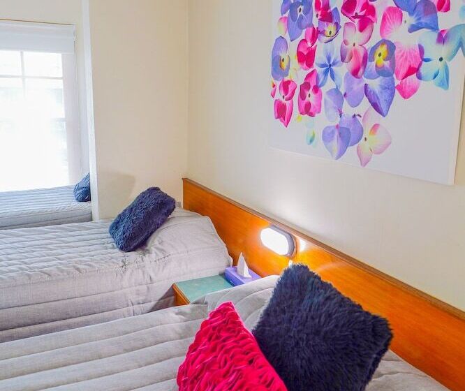 汽车旅馆 Abbotsleigh Motor Inn