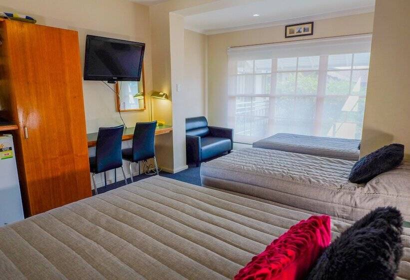 汽车旅馆 Abbotsleigh Motor Inn