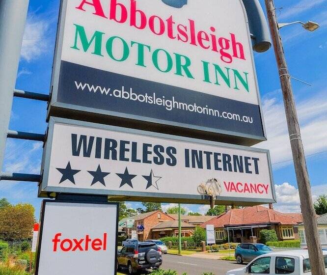 汽车旅馆 Abbotsleigh Motor Inn