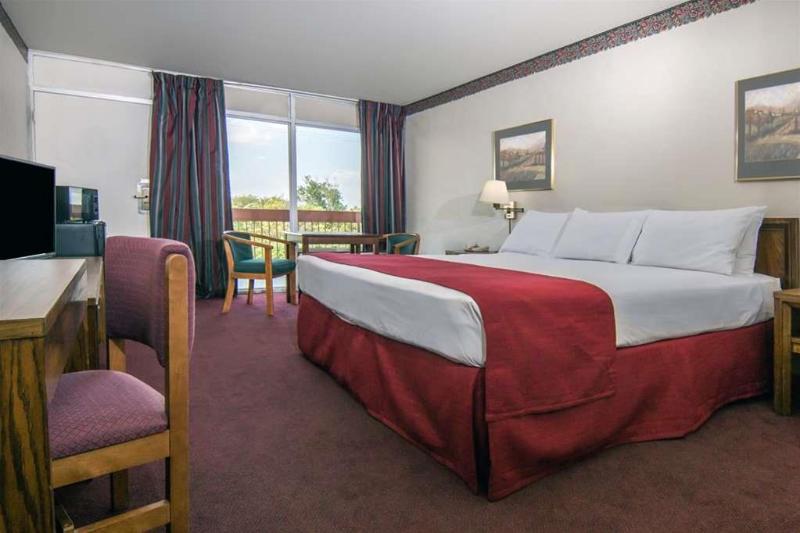 فندق على الطريق Knights Inn Temple