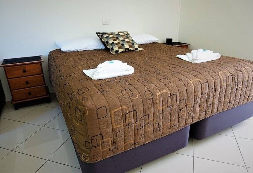 מוטל Pacific Palms Motor Inn