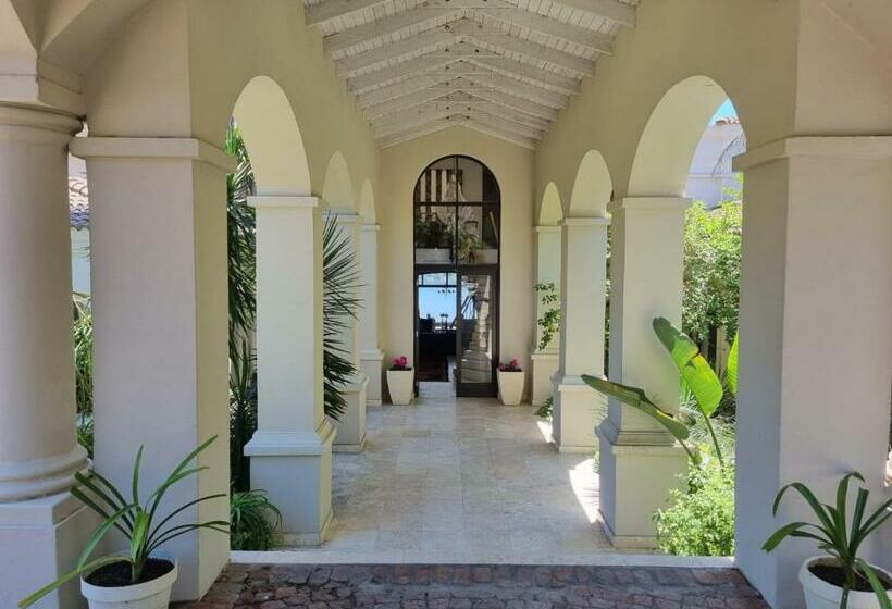 بنسيون Lodge On Lake