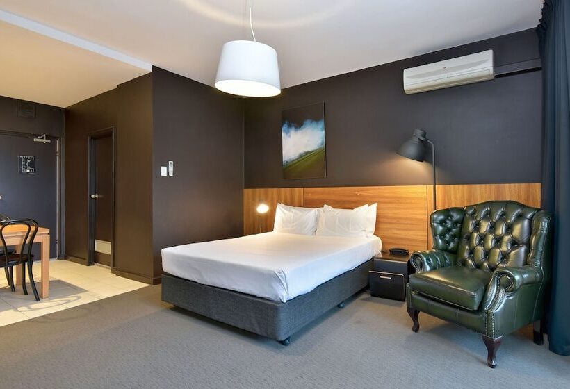 Riverview On Mount Street