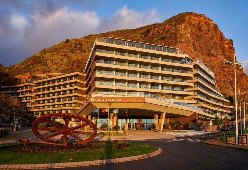 Saccharum Resort