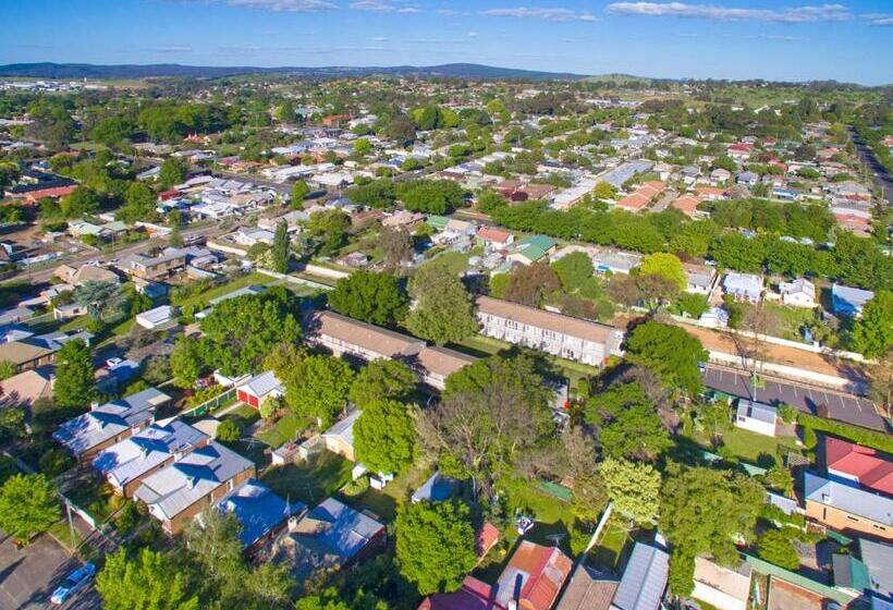 Summer East Serviced Apartments