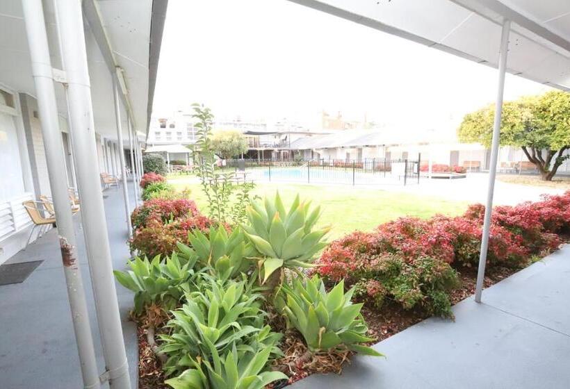 Townhouse Motel Cowra