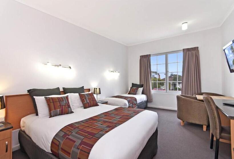 William Dutton Motel