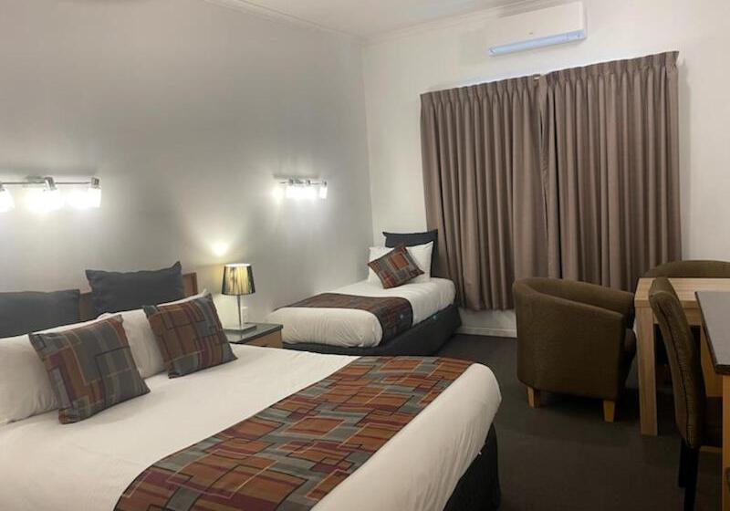 William Dutton Motel