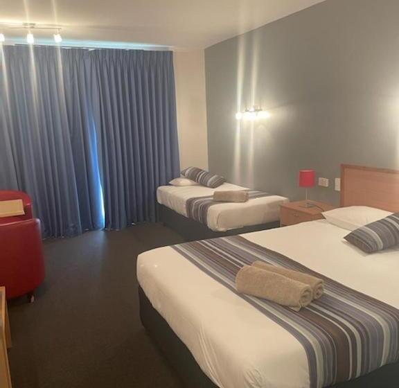 William Dutton Motel