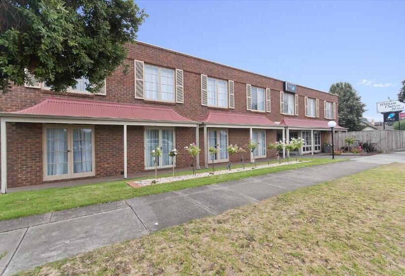 William Dutton Motel