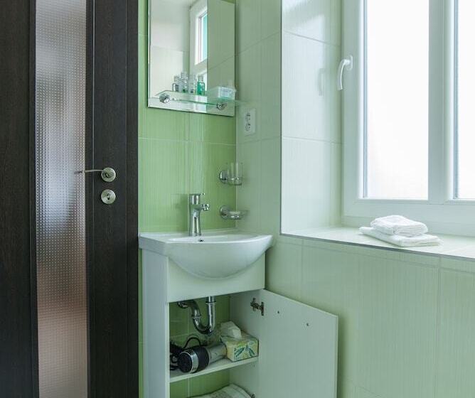 בית מלון כפרי čajkovskij Apartments