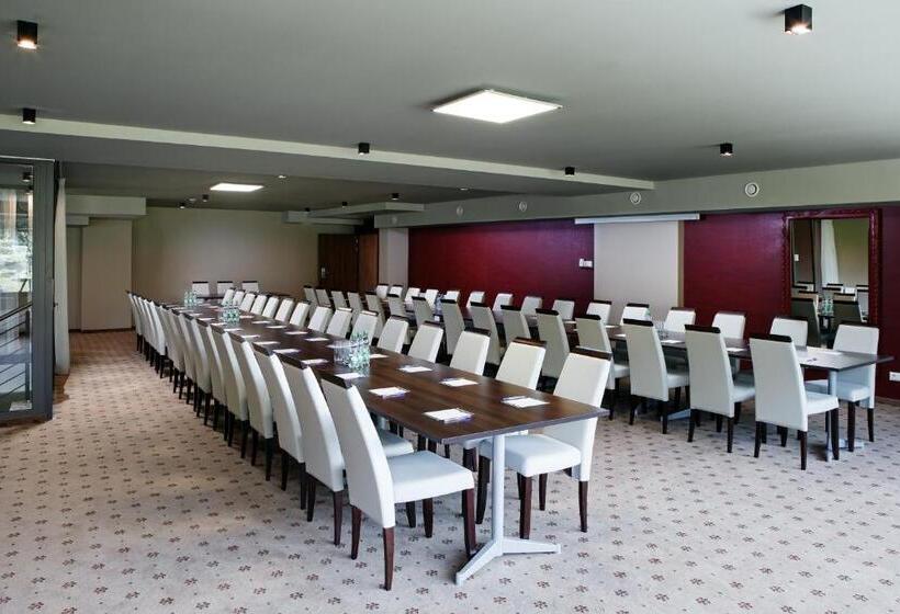 هتل Royal Botanic