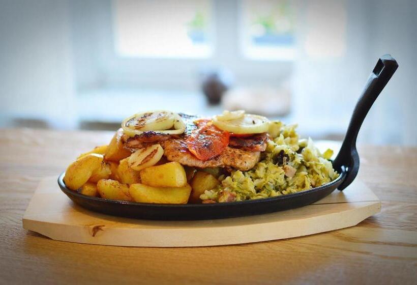 בית מלון כפרי Zajazd Biskupi