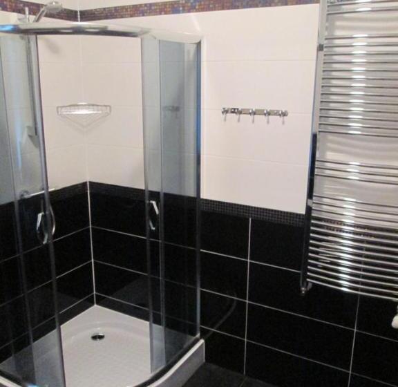 בית מלון כפרי Serby