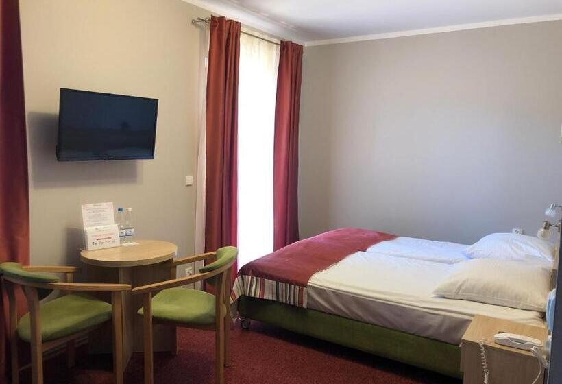 هتل Nat Bukowina Tatrzańska