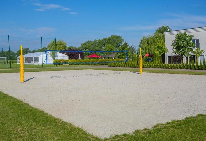 בית מלון כפרי The Amber Business & Spa