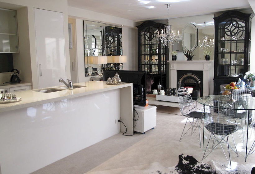 Andre S Mews Luxury Serviced Apartments