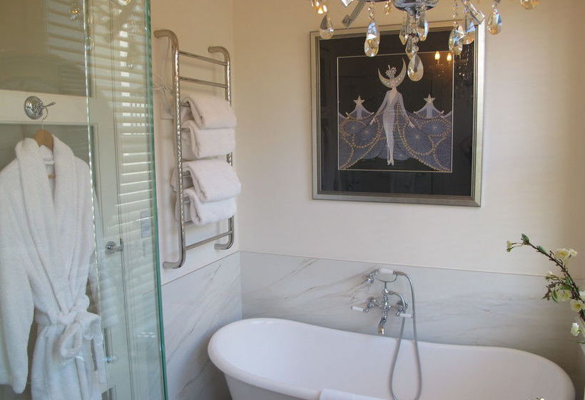 Andre S Mews Luxury Serviced Apartments